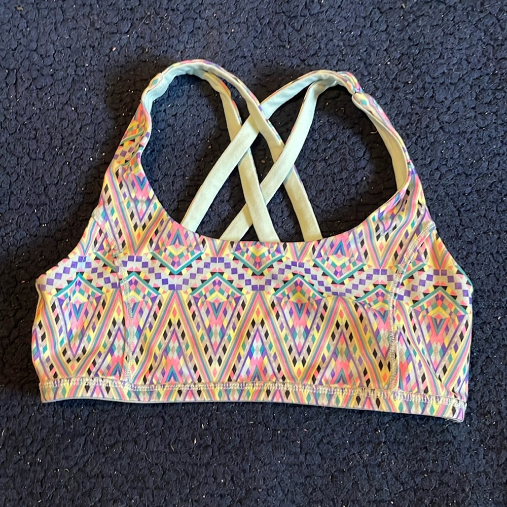 Ivivva girl sports bra
